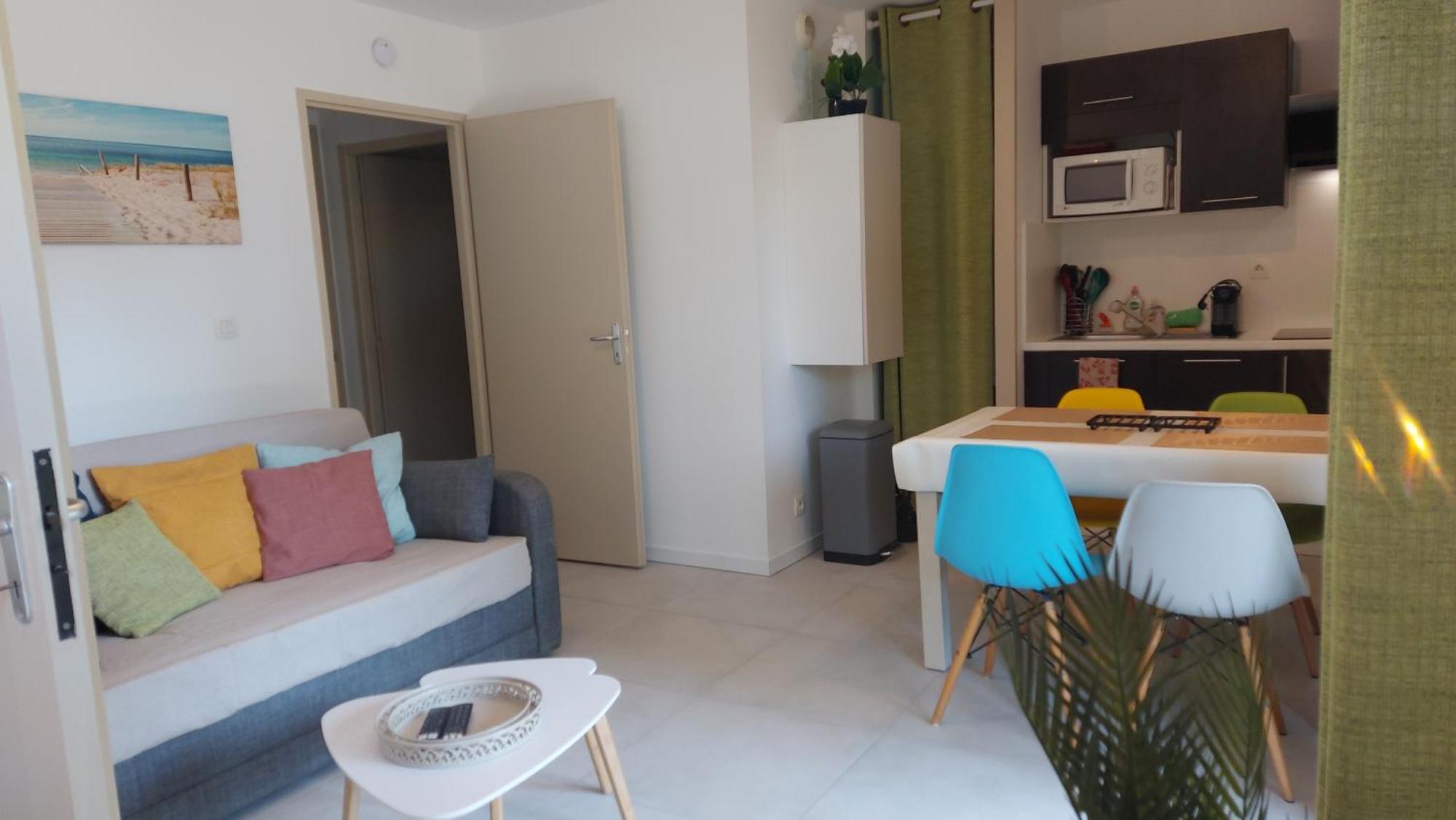 Aureilhan  T2, 50M Du Lac, Piscine, Wifi, Jardin Terrasse Sans Vis-A-Vis, 1 A 4 Pers מראה חיצוני תמונה